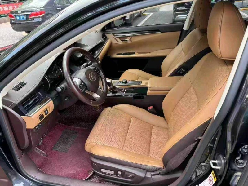 长沙16年雷克萨斯ES6