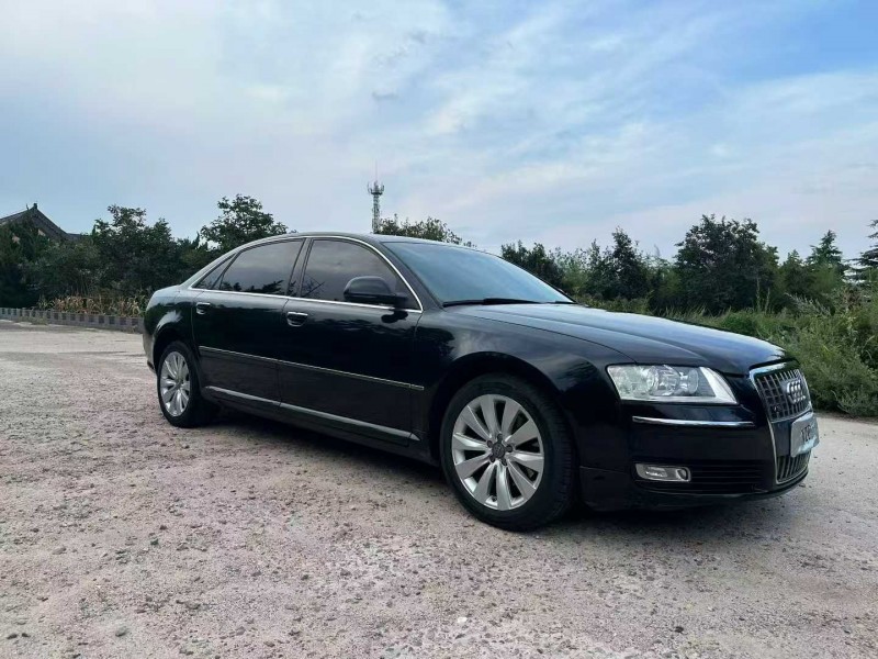 营口10年奥迪A8L3