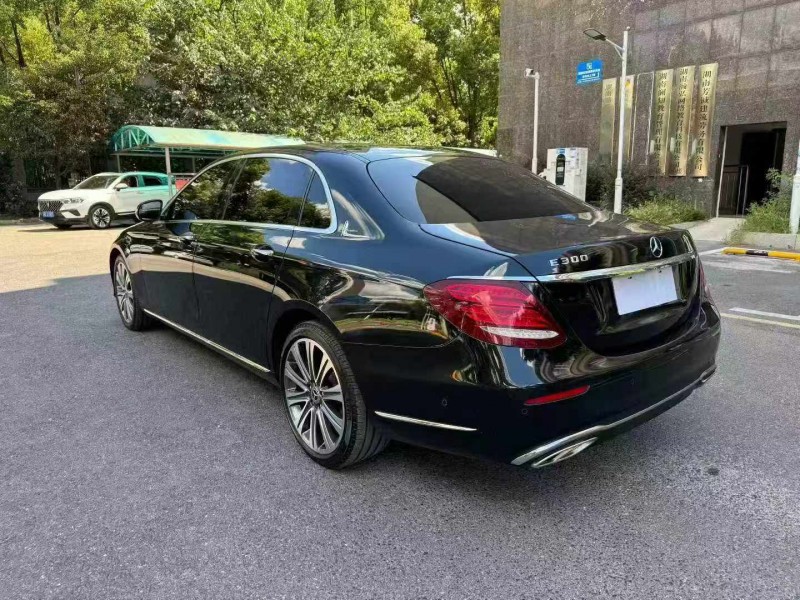 长沙18年奔驰E5