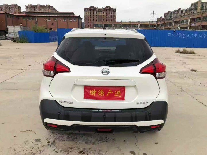 青岛21年日产劲客8