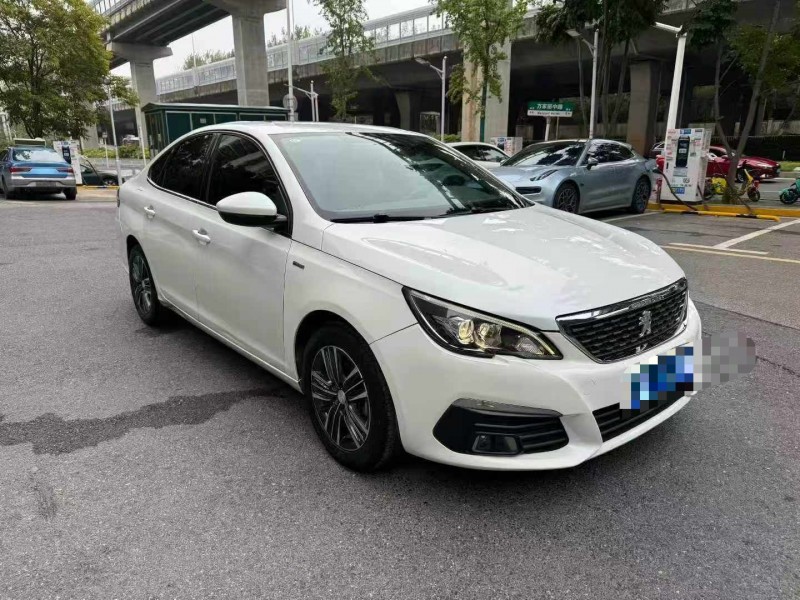 长沙19年东风标致2