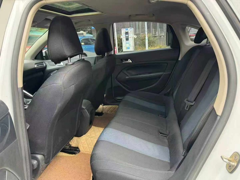 长沙19年东风标致7