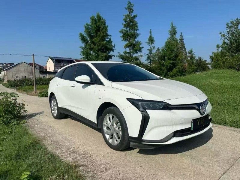 成都24年别克微蓝5