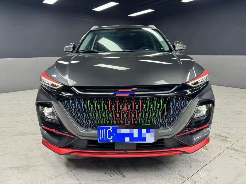 成都23年长安汽车欧尚1