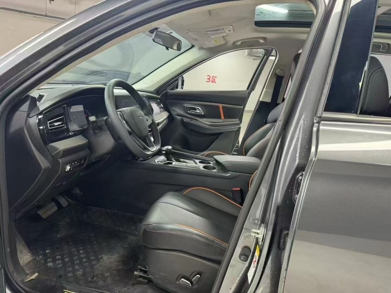 成都23年长安汽车欧尚5