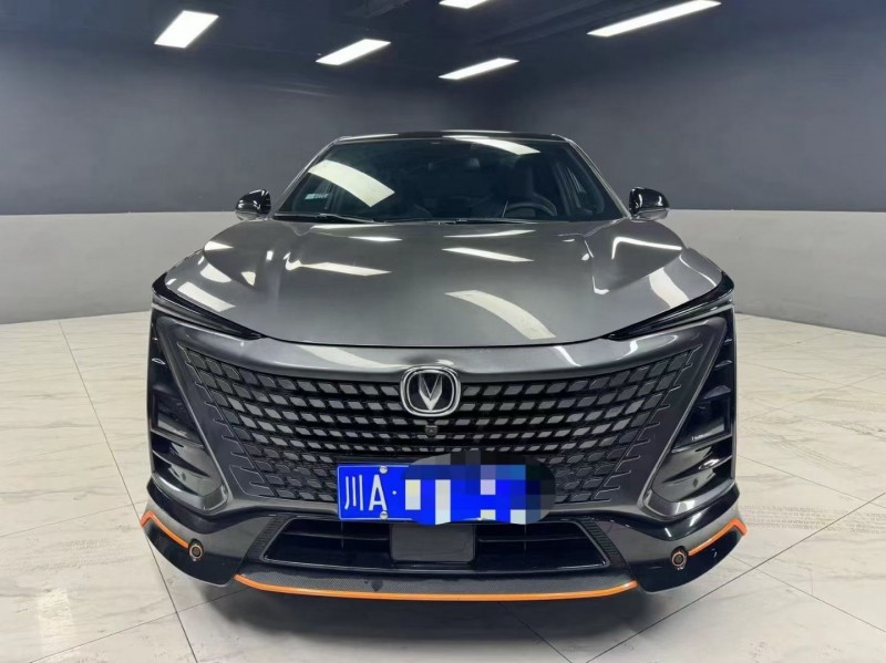 成都23年长安汽车UNI1