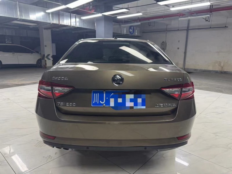 成都17年斯柯达速派3