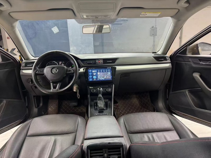 成都17年斯柯达速派6