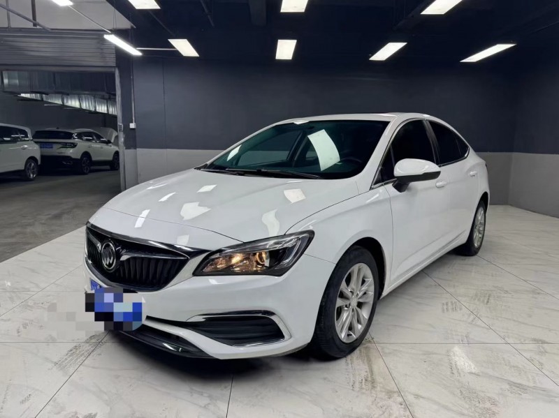 成都18年别克威朗2