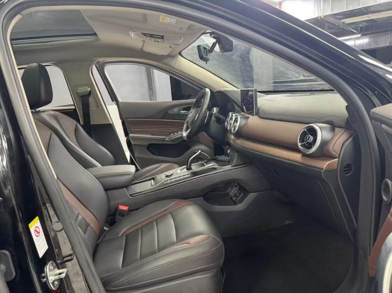 成都21年长城汽车魏牌3