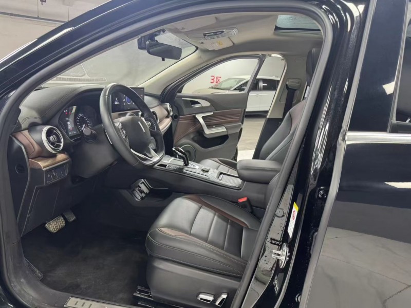 成都21年长城汽车魏牌6