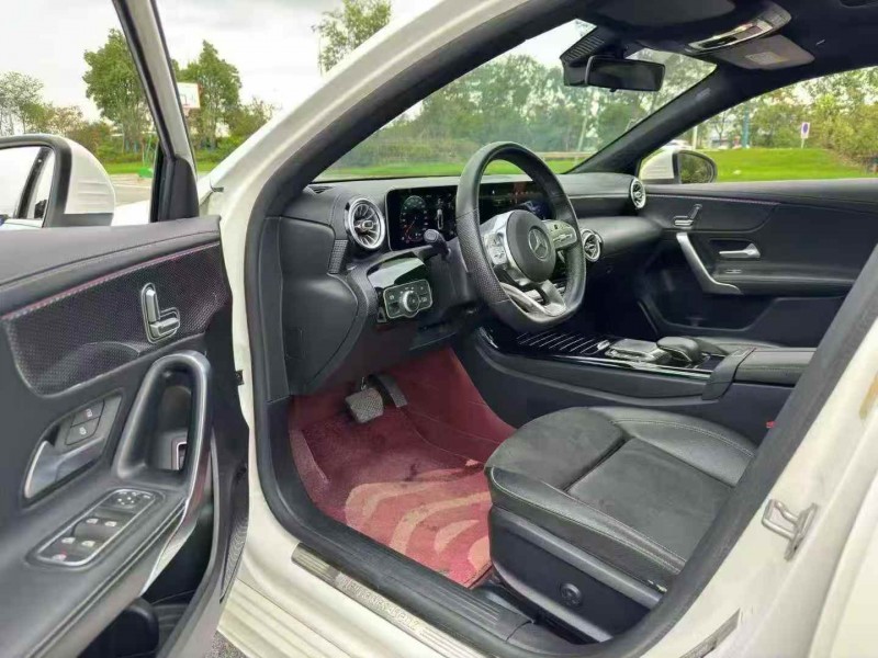 连云港20年奔驰A8