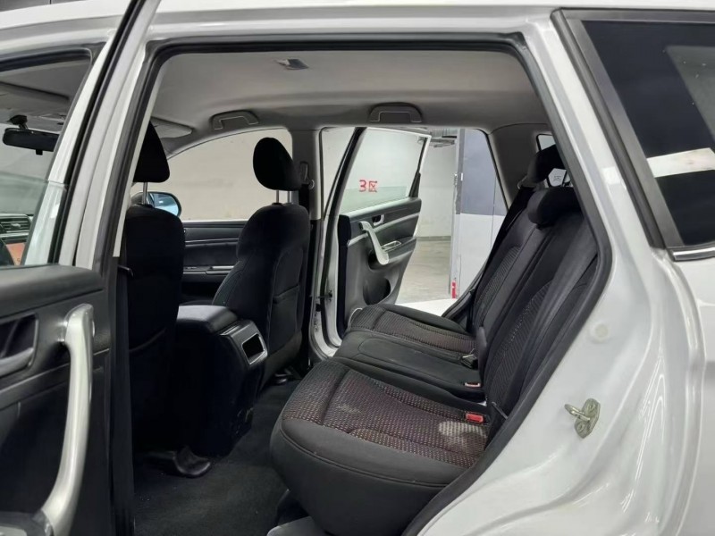 成都18年哈弗M68