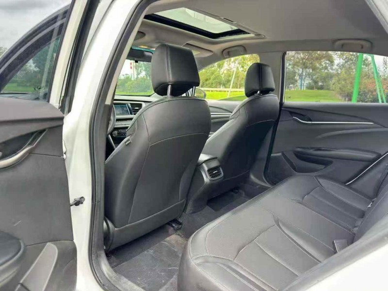 常州21年别克英朗6