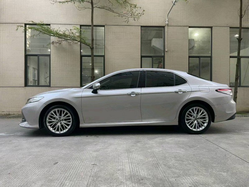 佛山21年丰田凯美瑞4