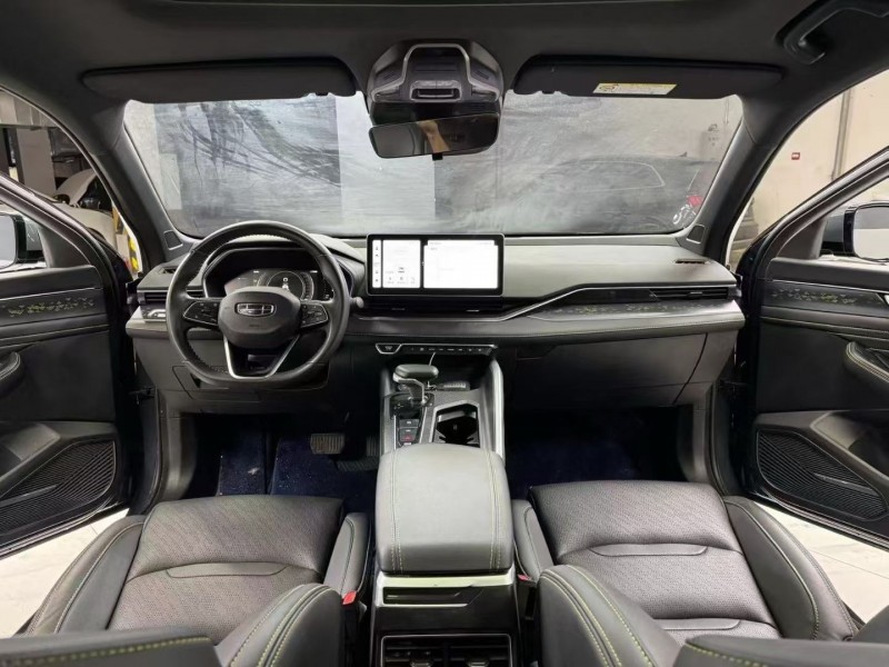 成都24年吉利星瑞6