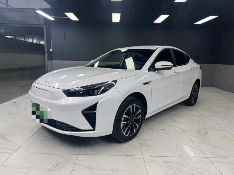 成都24年江淮爱跑3