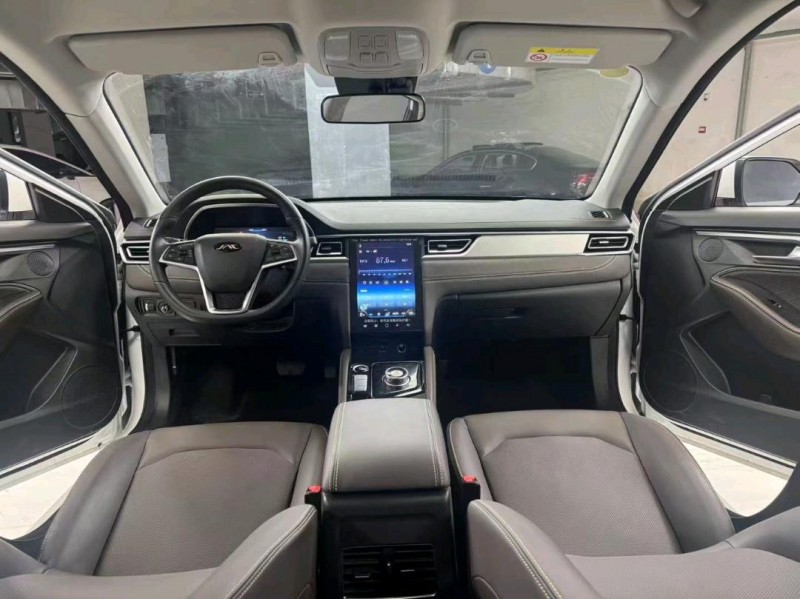 成都24年江淮爱跑9