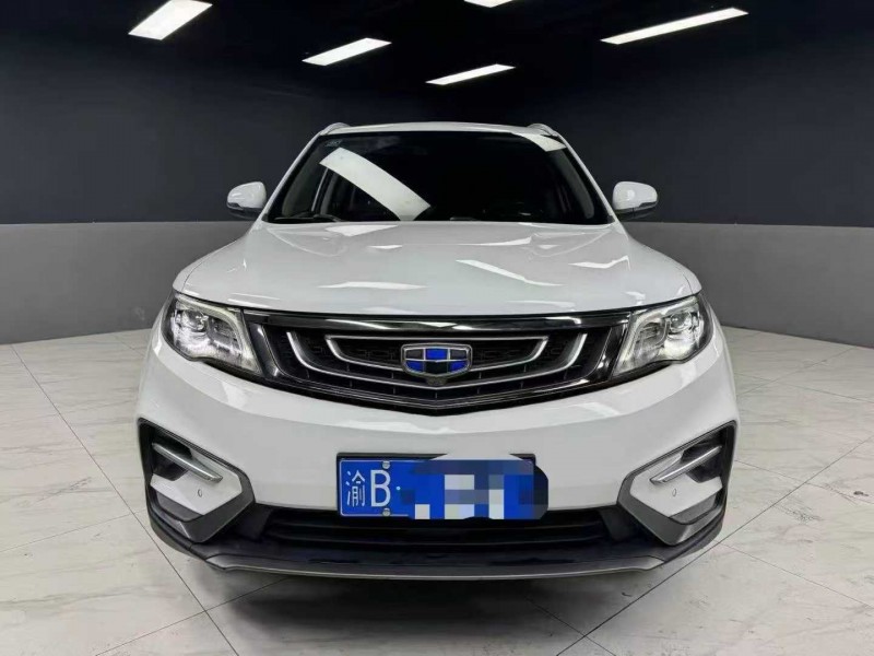 成都19年吉利博越1