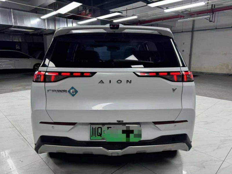 成都21年传祺埃安Y3