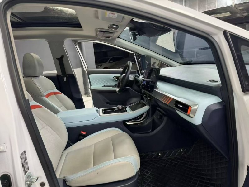 成都21年传祺埃安Y7