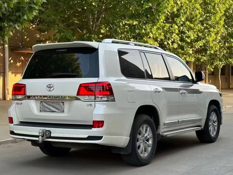 唐山19年丰田兰德酷路泽8