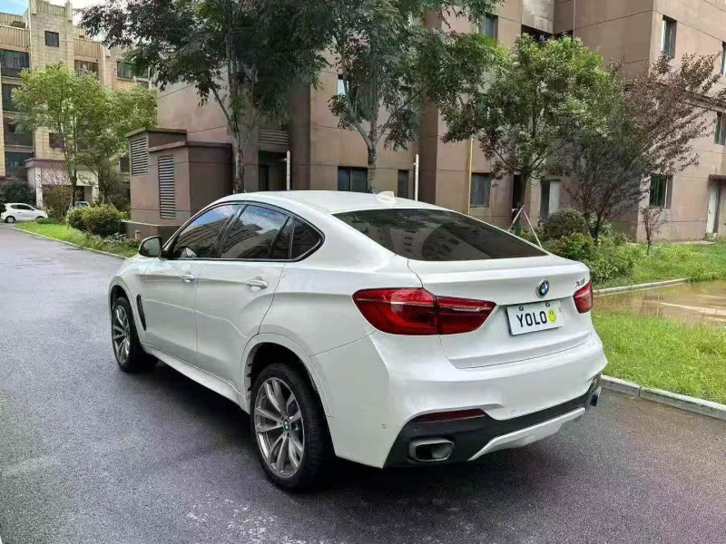 连云港18年宝马X68