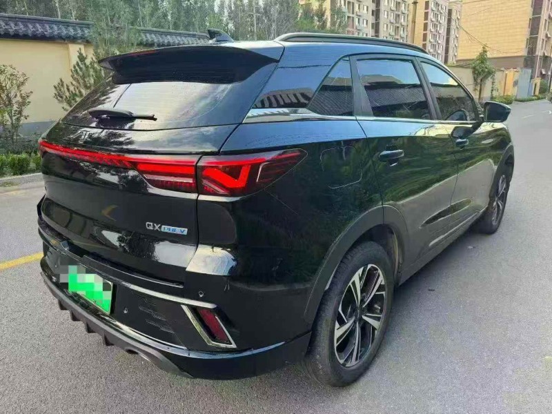 东营24年江淮QX8