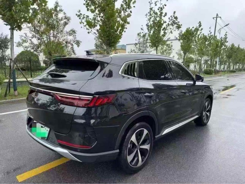 常州23年比亚迪宋9