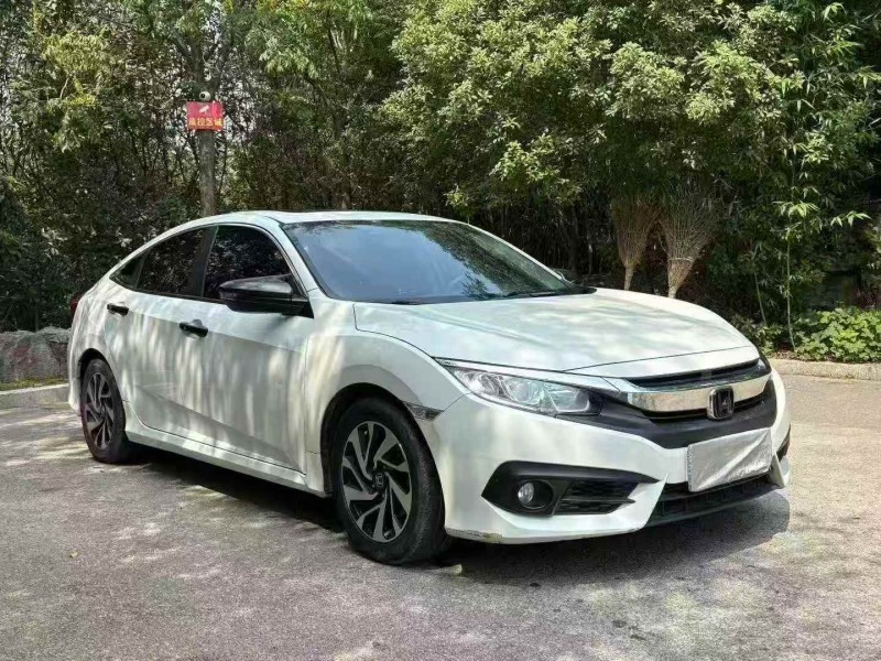 青岛19年本田思域3