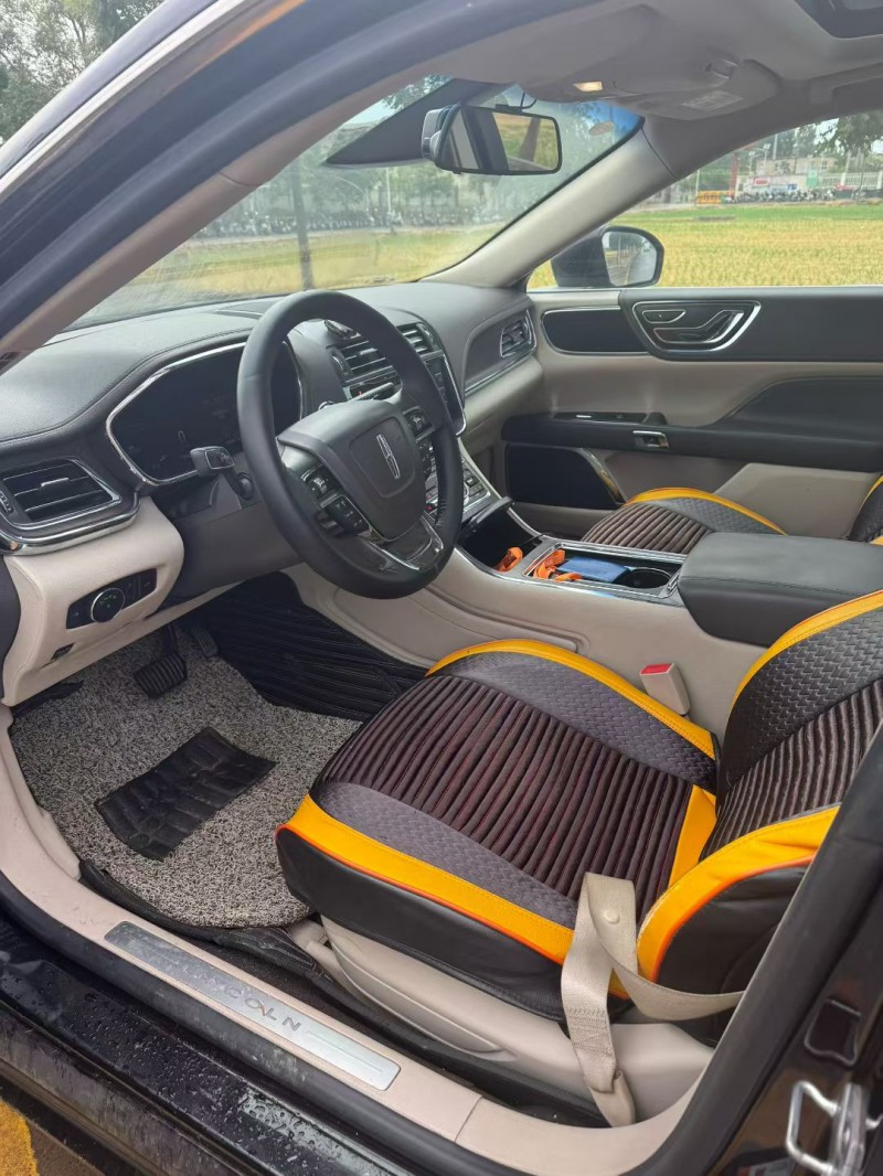 新乡18年林肯大陆4