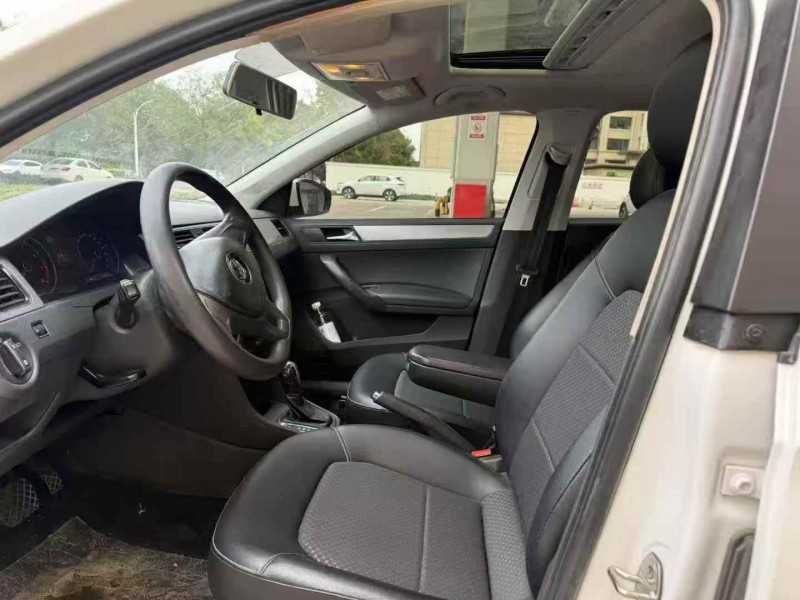 秦皇岛16年大众桑塔纳5