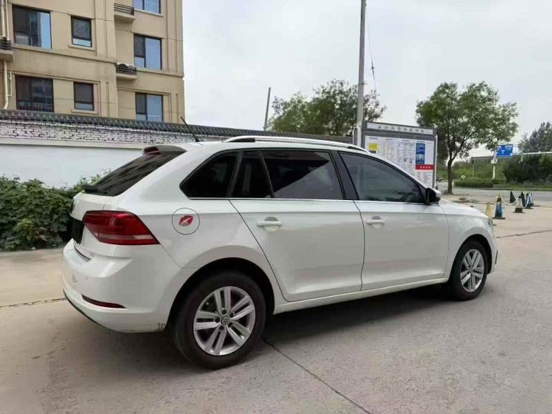 秦皇岛16年大众桑塔纳8