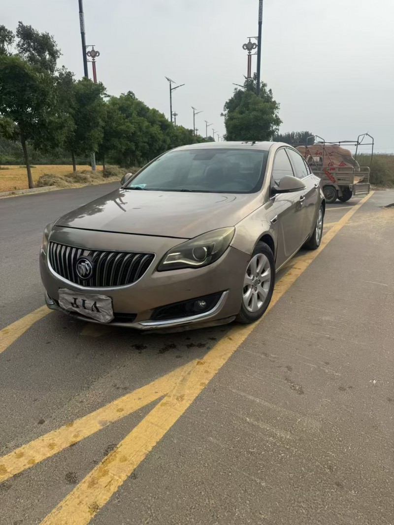 新乡15年别克君威2