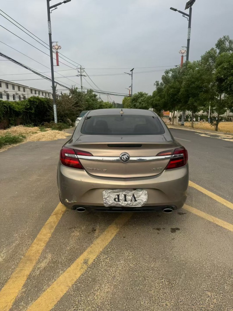 新乡15年别克君威9