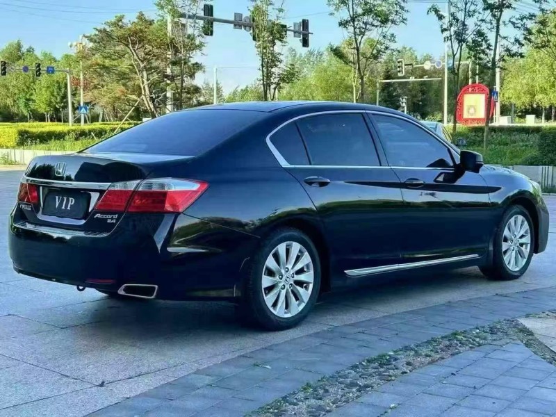 吉林16年本田雅阁3