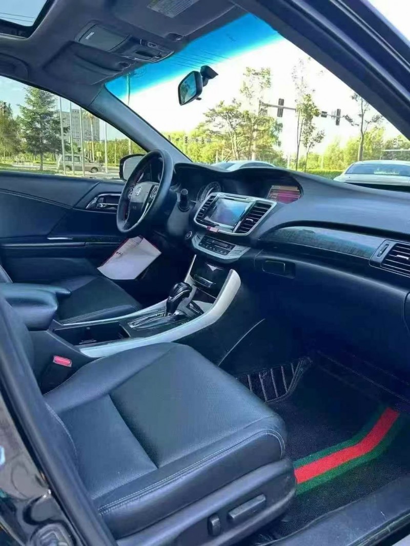 吉林16年本田雅阁9