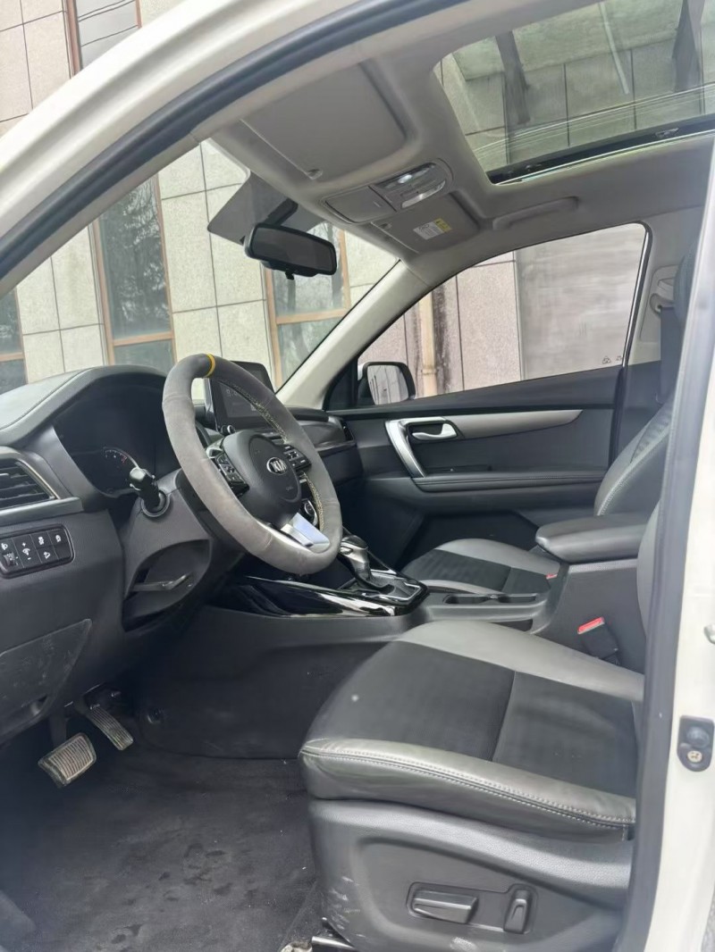 吉林20年起亚智跑7