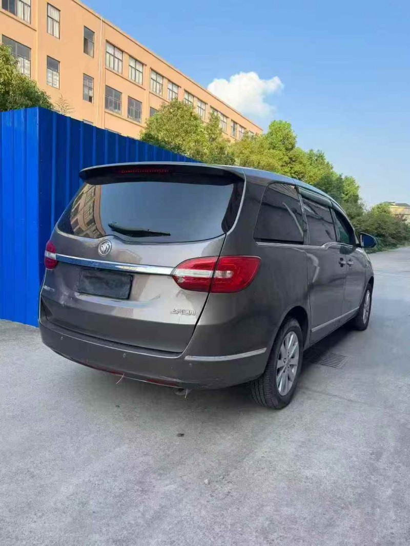 嘉兴18年别克GL87