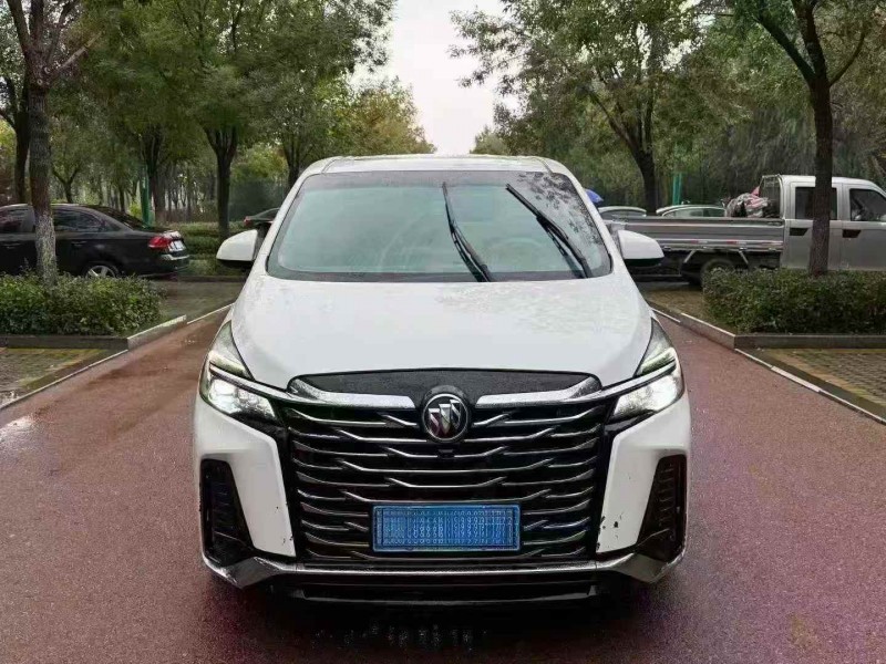 泰安21年别克GL81