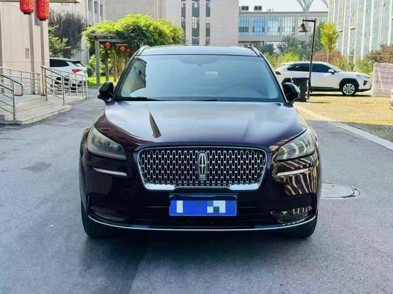 青岛21年林肯航海家1