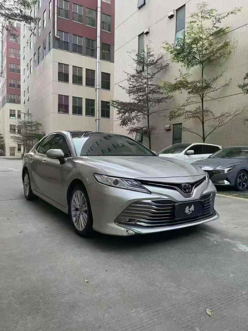 邯郸21年丰田凯美瑞2