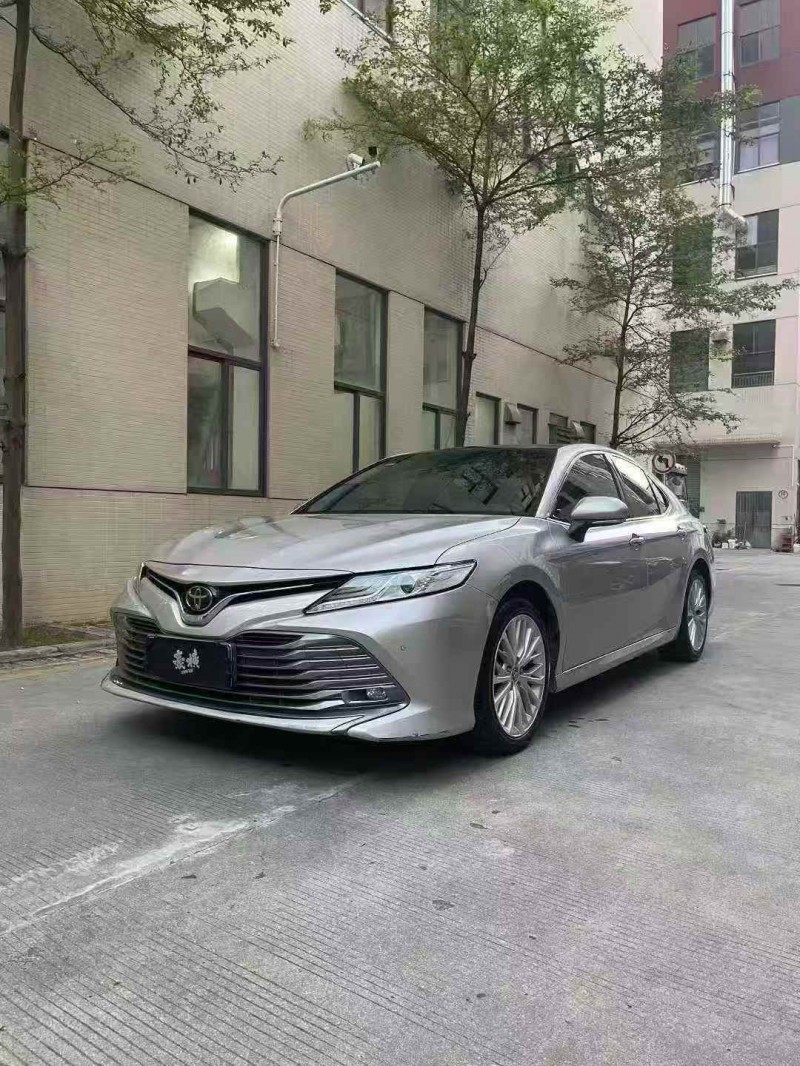 邯郸21年丰田凯美瑞3