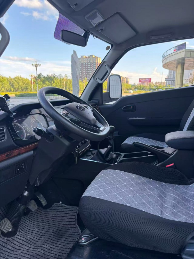 吉林25年长安汽车跨越王7