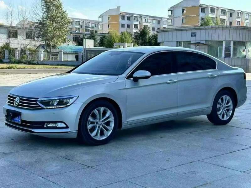 吉林19年大众迈腾5