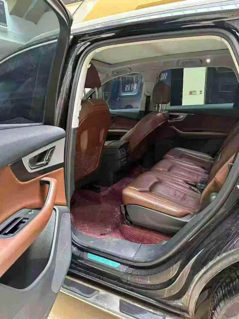 淮南17年奥迪Q76