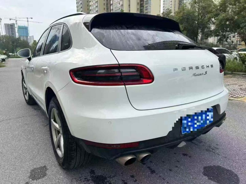 安阳16年保时捷Macan9