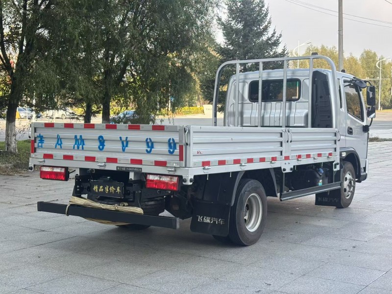 吉林25年飞碟箱货货车6