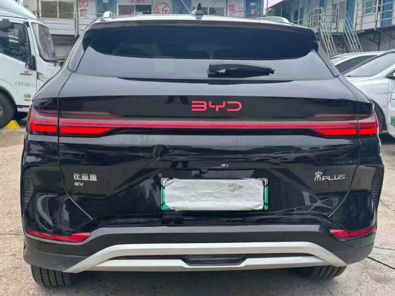 张家界24年比亚迪宋9