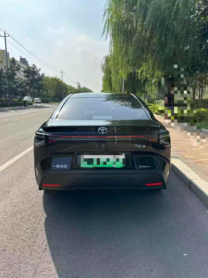 东营25年丰田BZ3Pro8